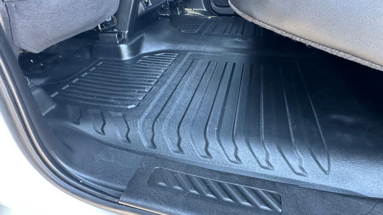 Chevrolet Silverado 2500HD Work Truck Crew Cab Short Bed 4WD 2025
