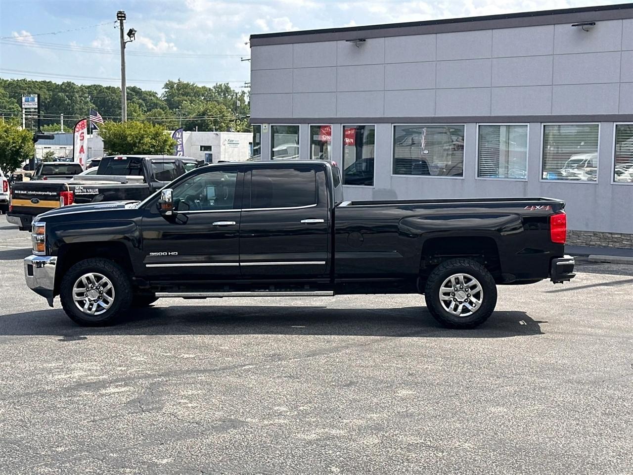 Chevrolet Silverado 3500HD LTZ Crew Cab 4WD 2019