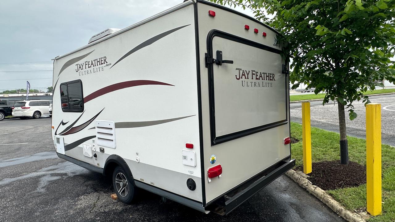 Jayco Jay Feather  2014