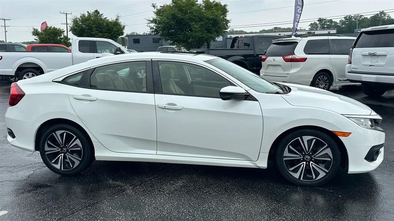 Honda Civic EX-T Sedan CVT 2018
