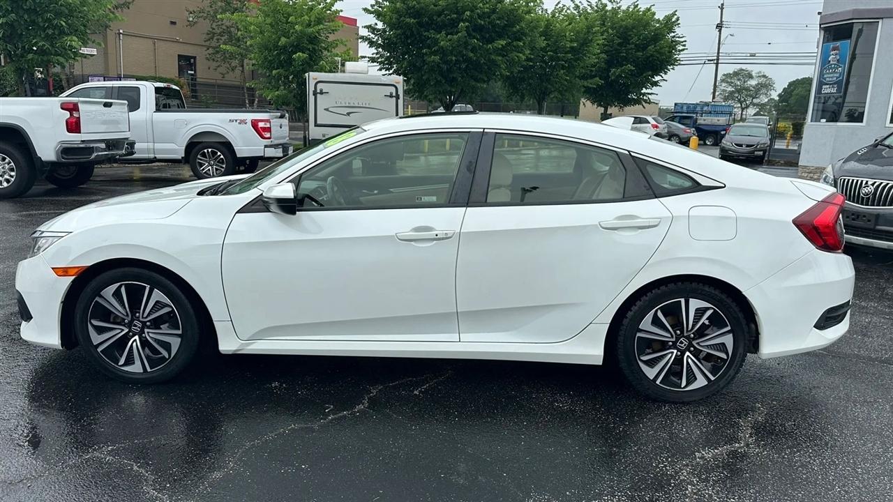 Honda Civic EX-T Sedan CVT 2018