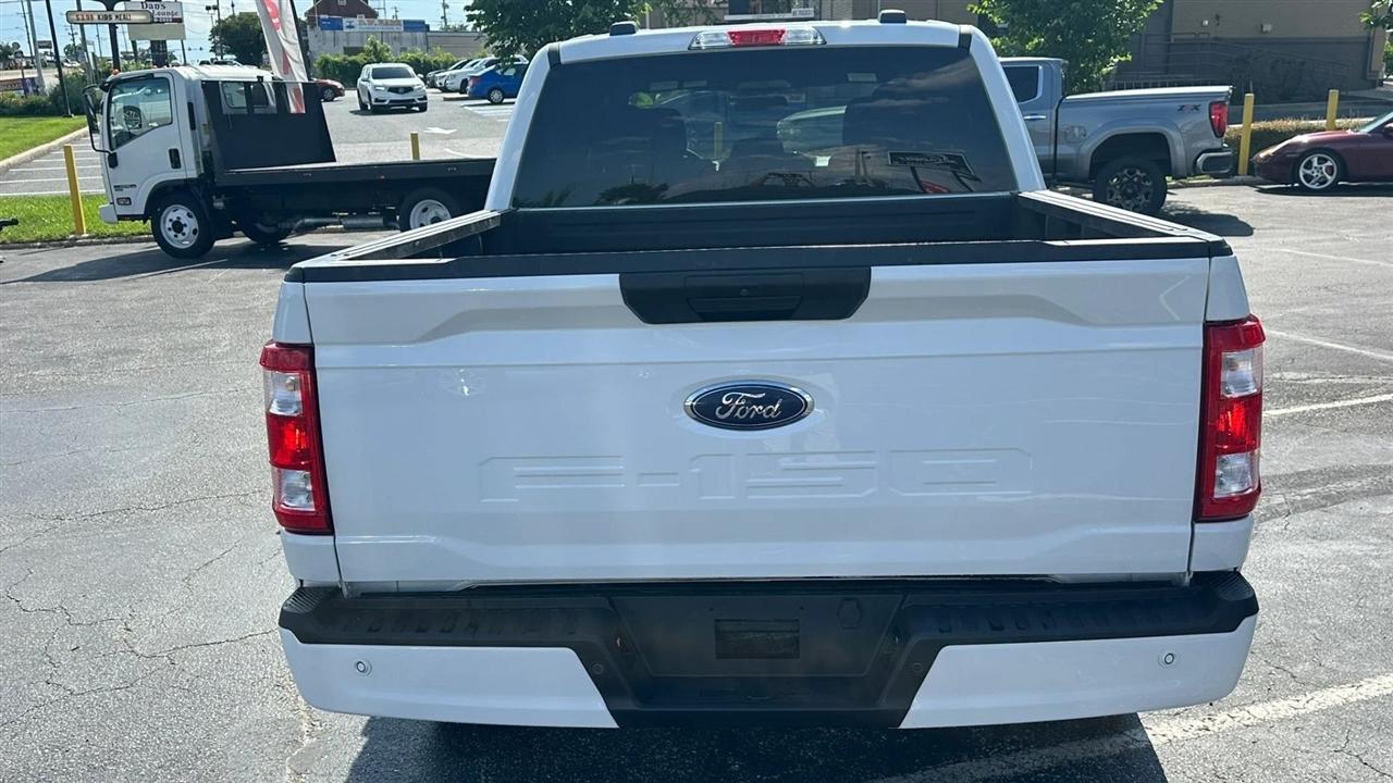 Ford F-150 XL SuperCrew 5.5-ft. Bed 4WD 2023