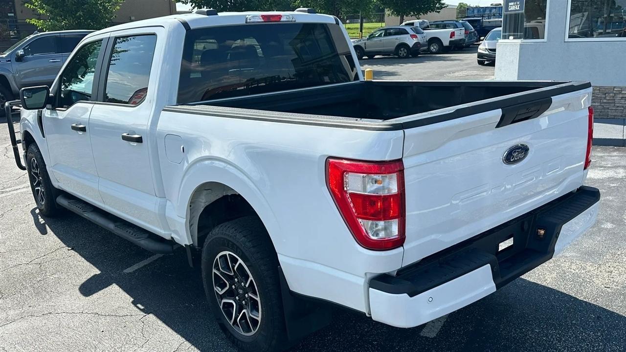 Ford F-150 XL SuperCrew 5.5-ft. Bed 4WD 2023