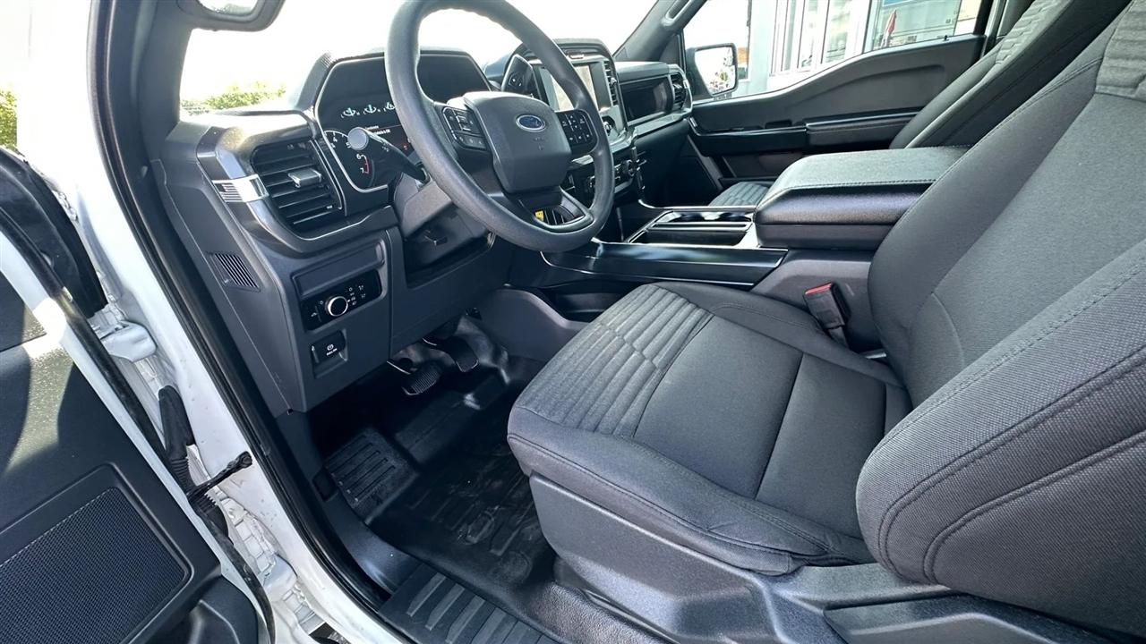 Ford F-150 XL SuperCrew 5.5-ft. Bed 4WD 2023