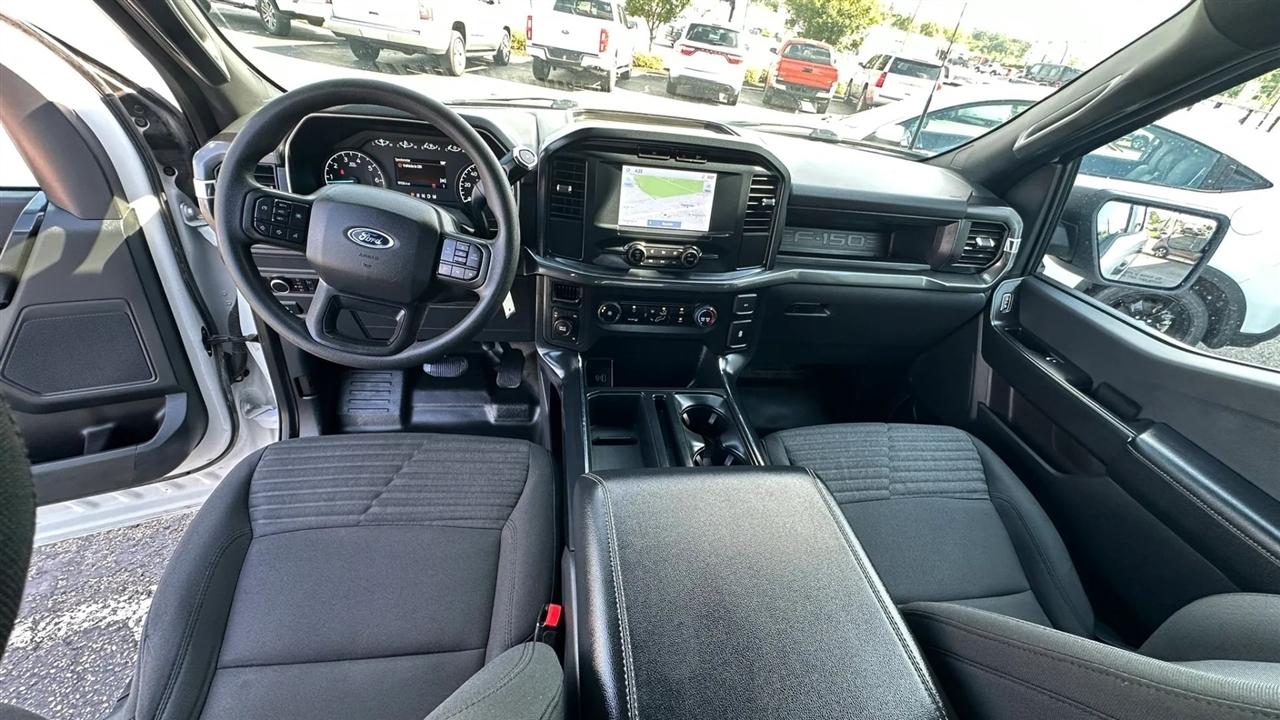 Ford F-150 XL SuperCrew 5.5-ft. Bed 4WD 2023