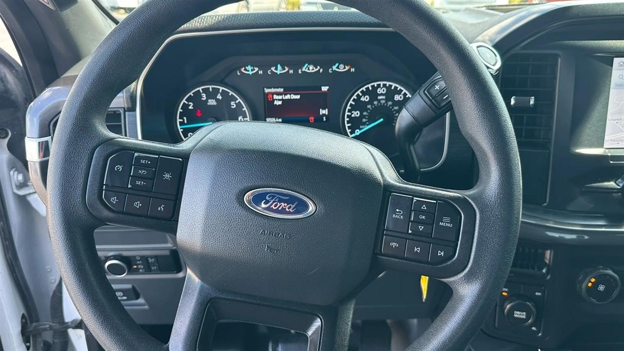 Ford F-150 XL SuperCrew 5.5-ft. Bed 4WD 2023