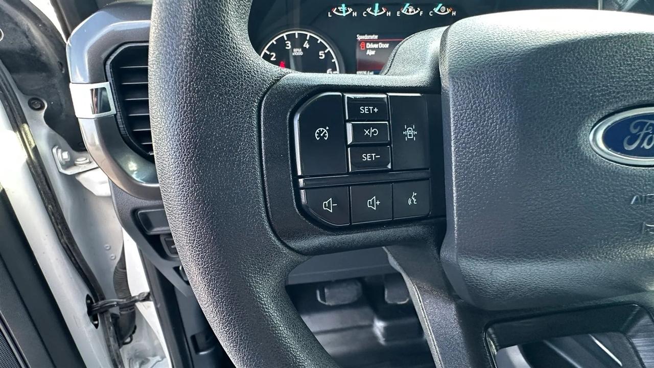 Ford F-150 XL SuperCrew 5.5-ft. Bed 4WD 2023