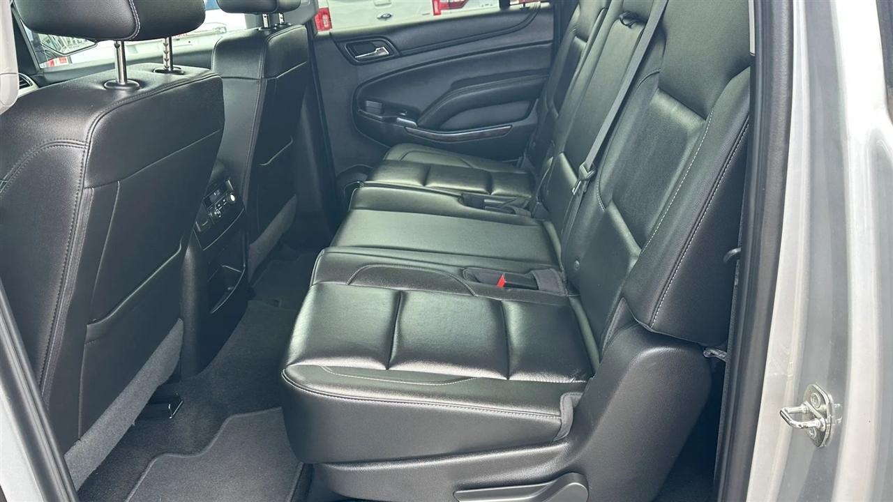 Chevrolet Suburban LT 4WD 2018
