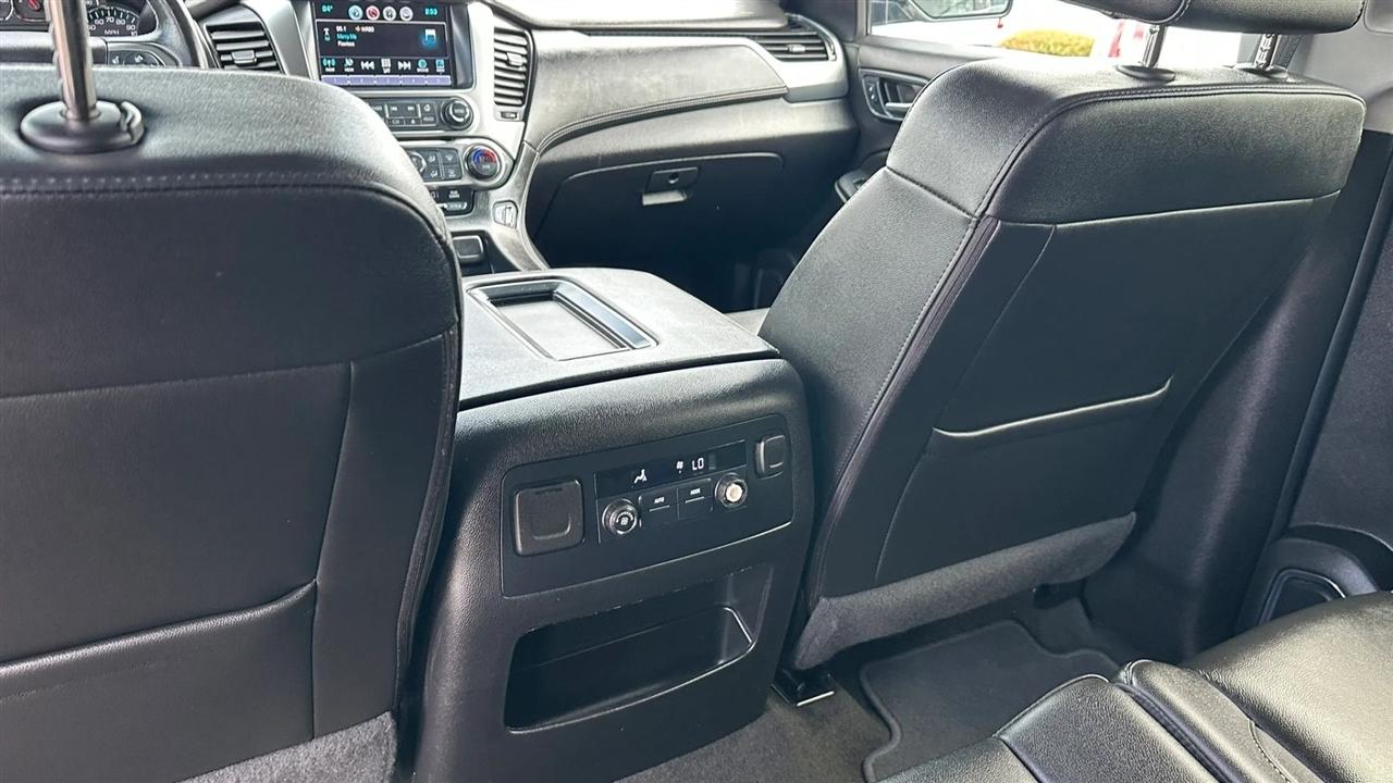 Chevrolet Suburban LT 4WD 2018