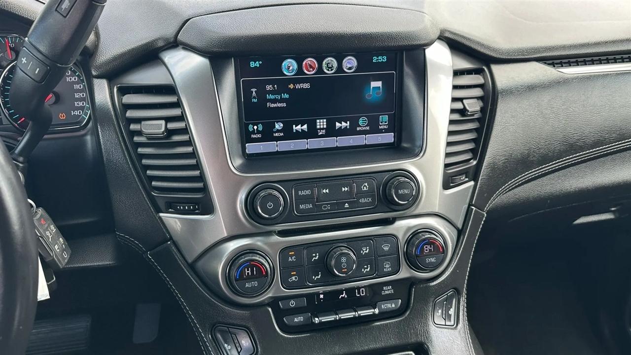 Chevrolet Suburban LT 4WD 2018
