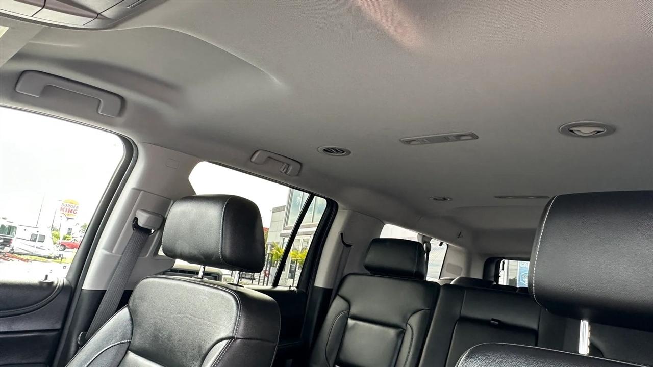 Chevrolet Suburban LT 4WD 2018