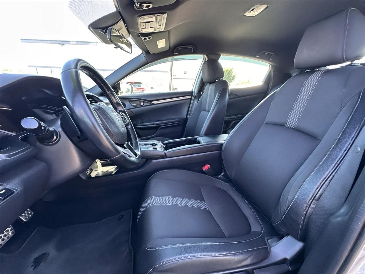Honda Civic Sport Hatchback CVT 2020