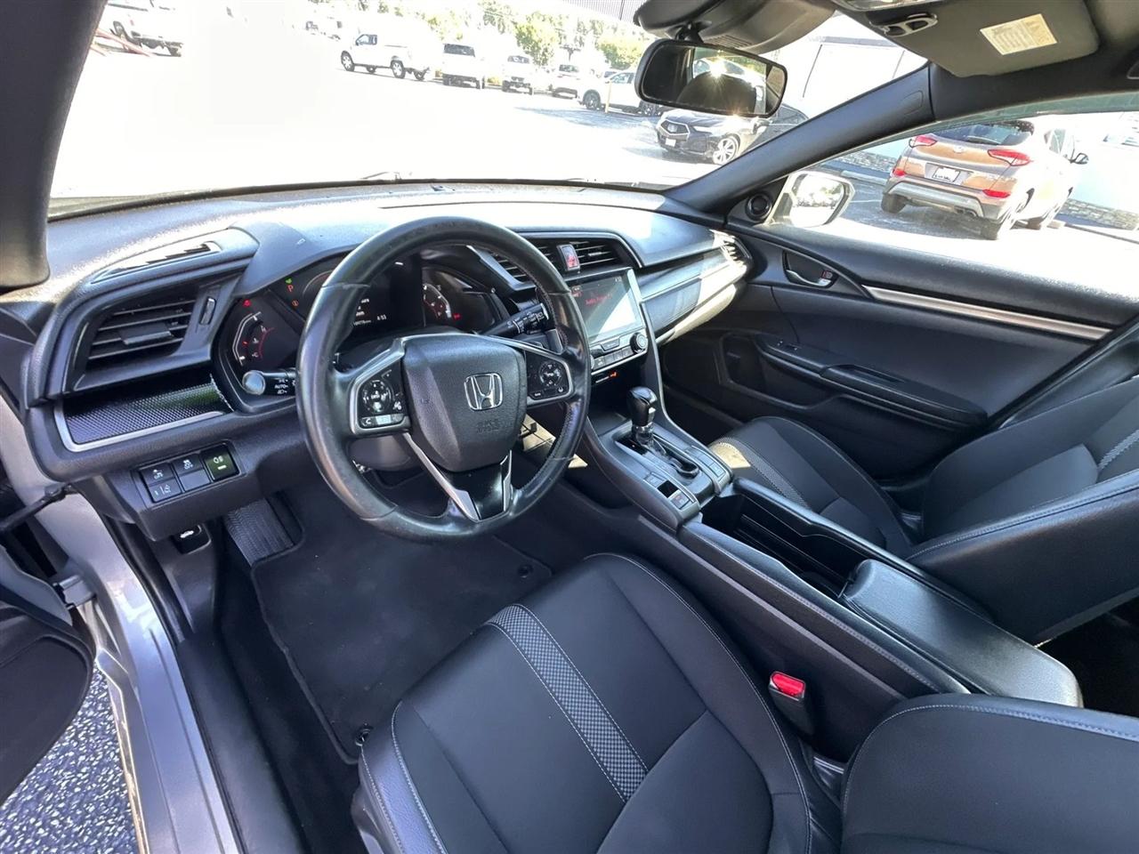 Honda Civic Sport Hatchback CVT 2020