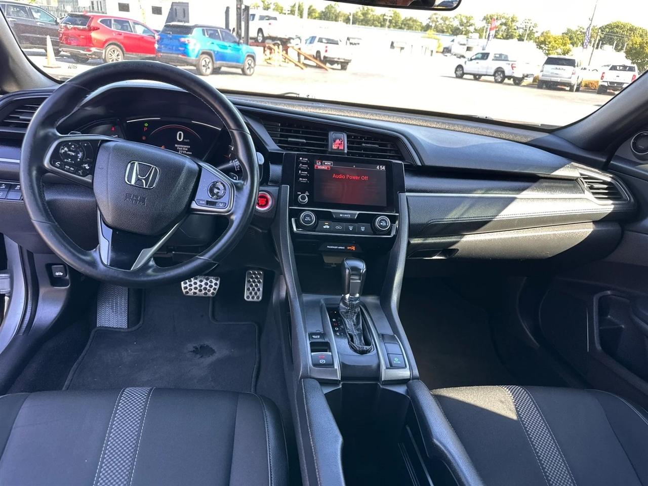 Honda Civic Sport Hatchback CVT 2020
