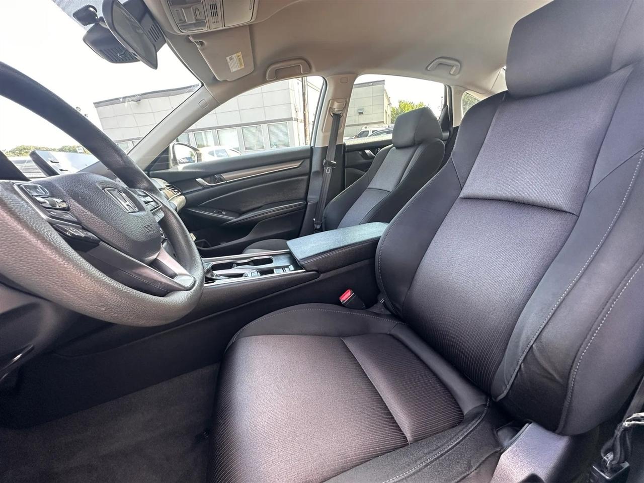 Honda Accord LX CVT 2019