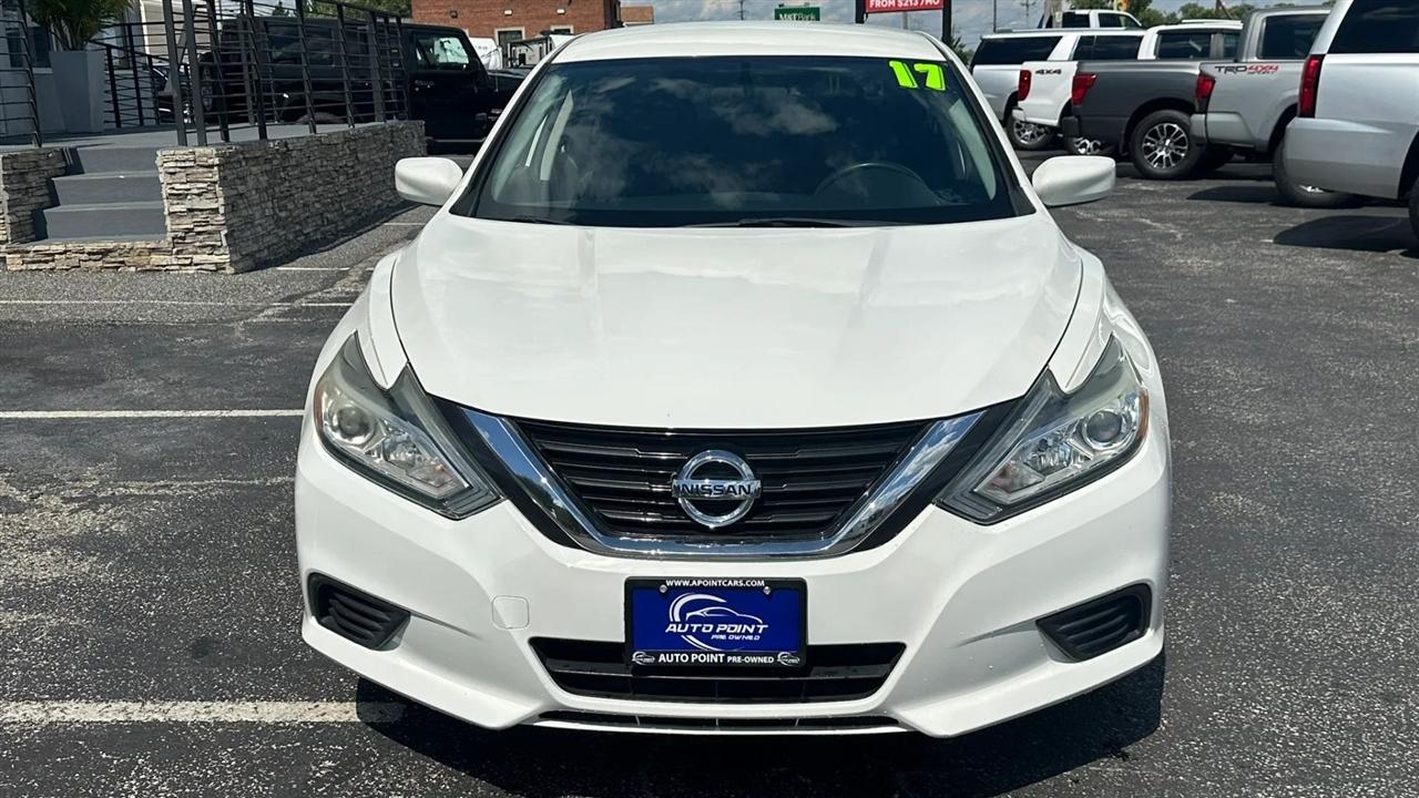 Nissan Altima 2.5 SV 2017