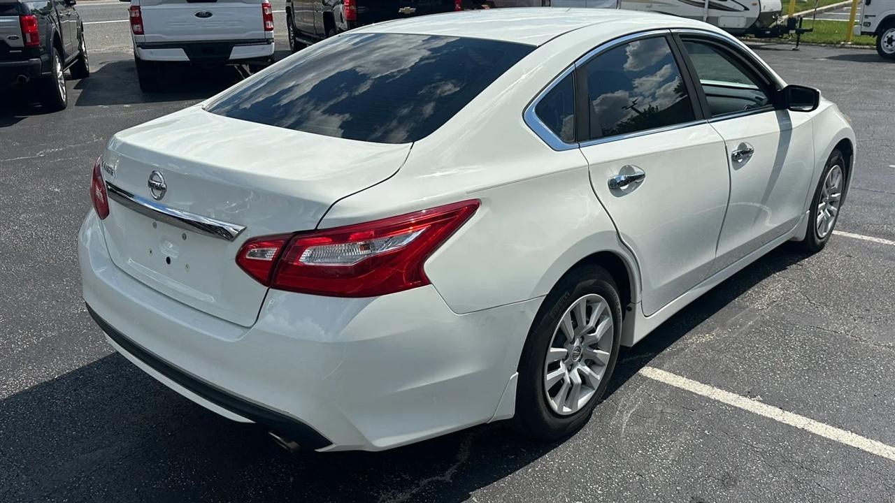 Nissan Altima 2.5 SV 2017