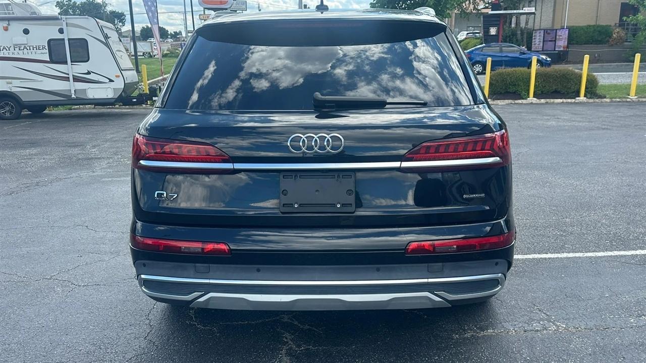 Audi Q7 Premium Plus 55 TFSI quattro 2021