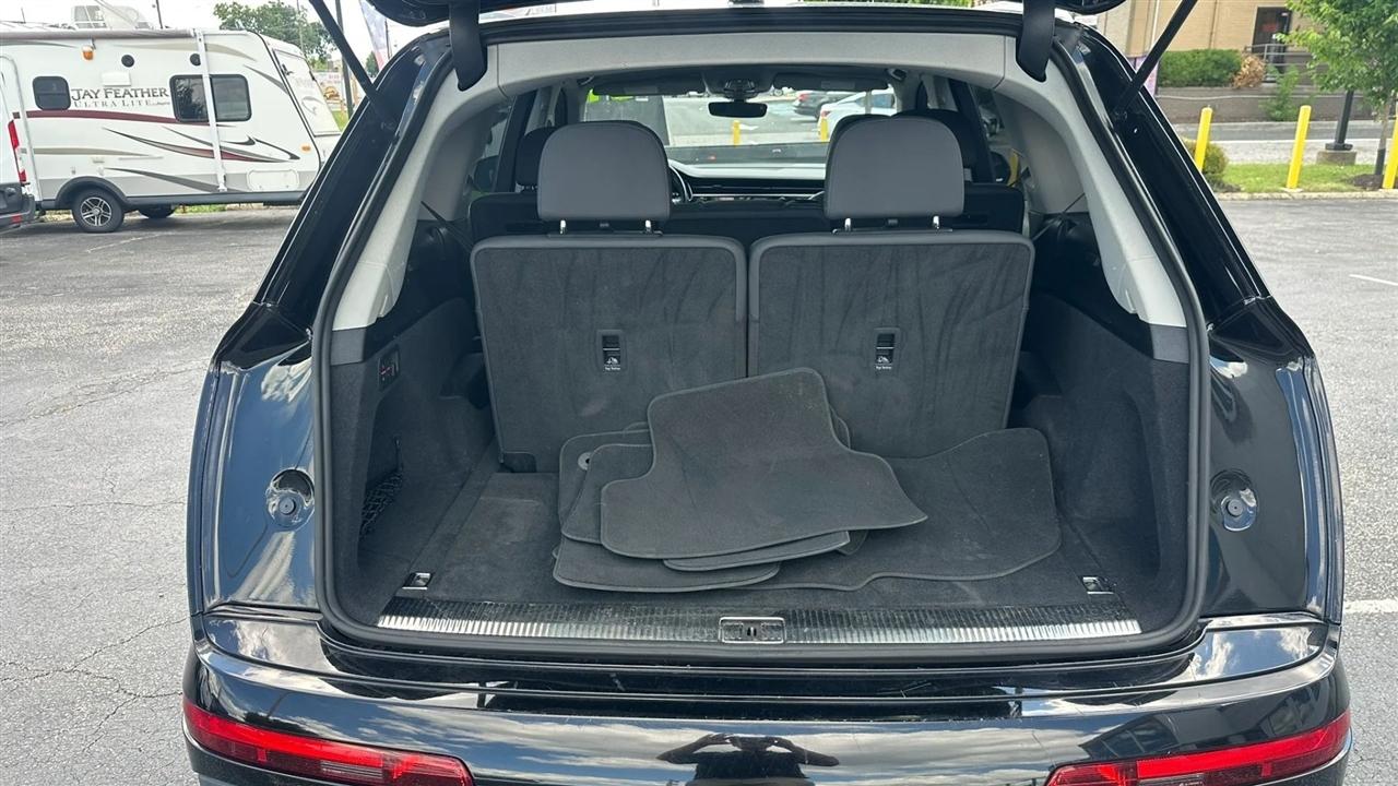 Audi Q7 Premium Plus 55 TFSI quattro 2021