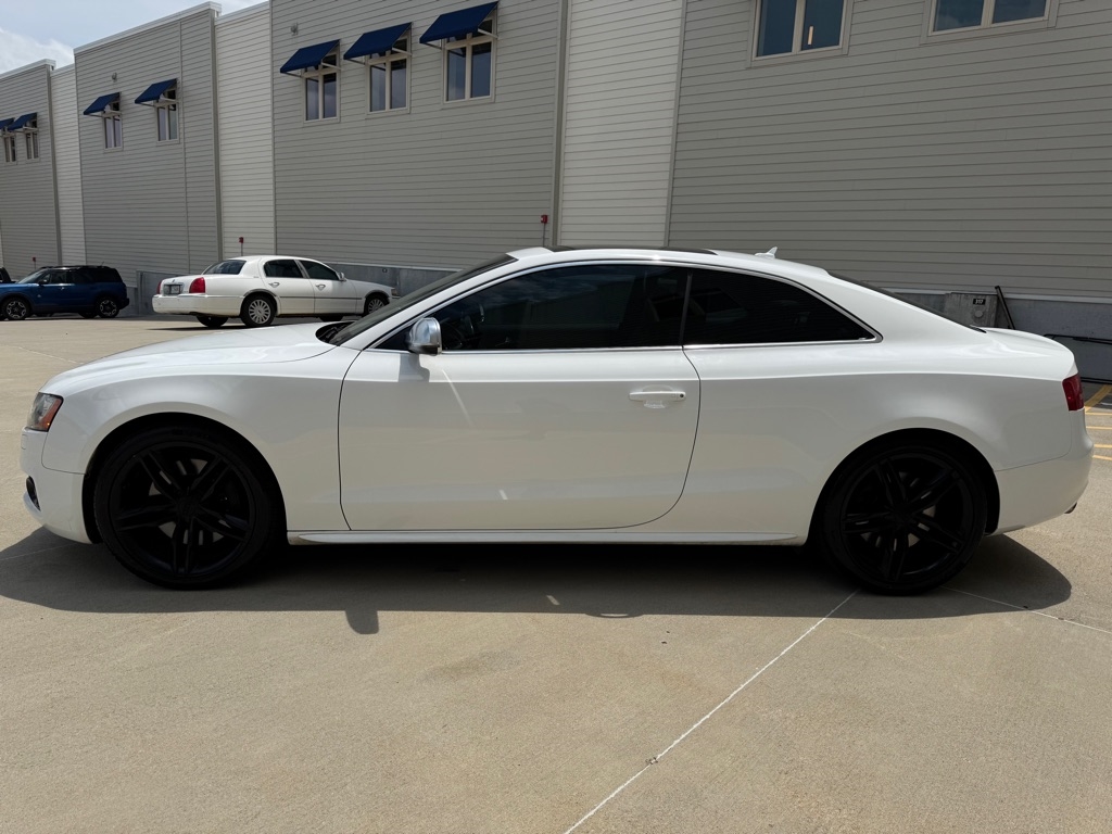 Audi S5 4.2 Coupe quattro Tiptronic 2012 Audi S5 4.2 Coupe quattro Tiptronic 2012