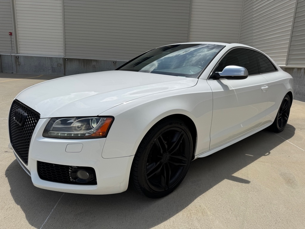 Audi S5 4.2 Coupe quattro Tiptronic 2012 Audi S5 4.2 Coupe quattro Tiptronic 2012