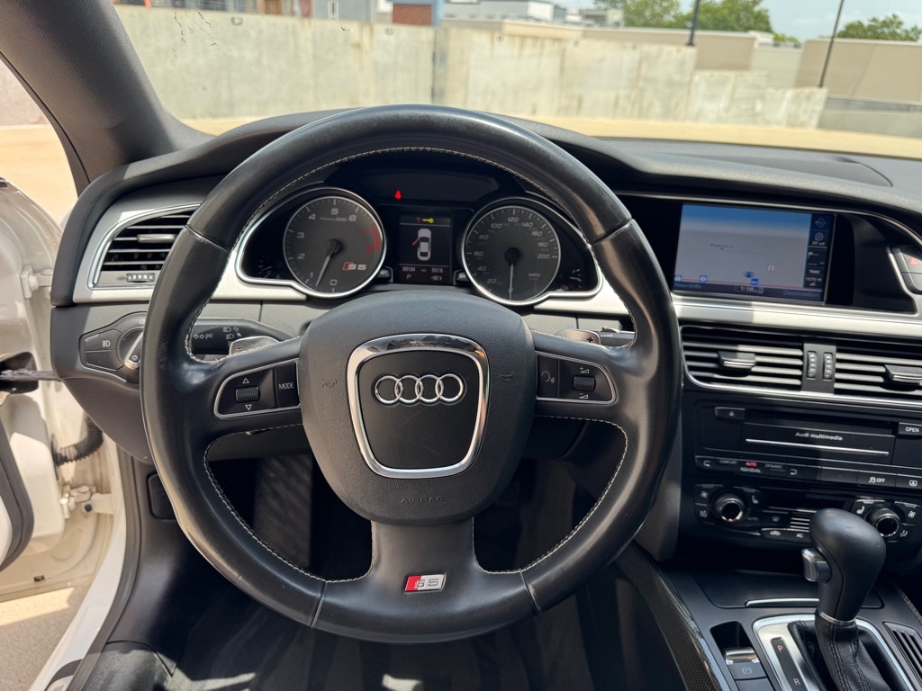 Audi S5 4.2 Coupe quattro Tiptronic 2012 Audi S5 4.2 Coupe quattro Tiptronic 2012