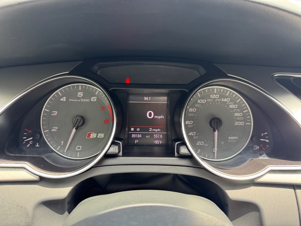 Audi S5 4.2 Coupe quattro Tiptronic 2012 Audi S5 4.2 Coupe quattro Tiptronic 2012