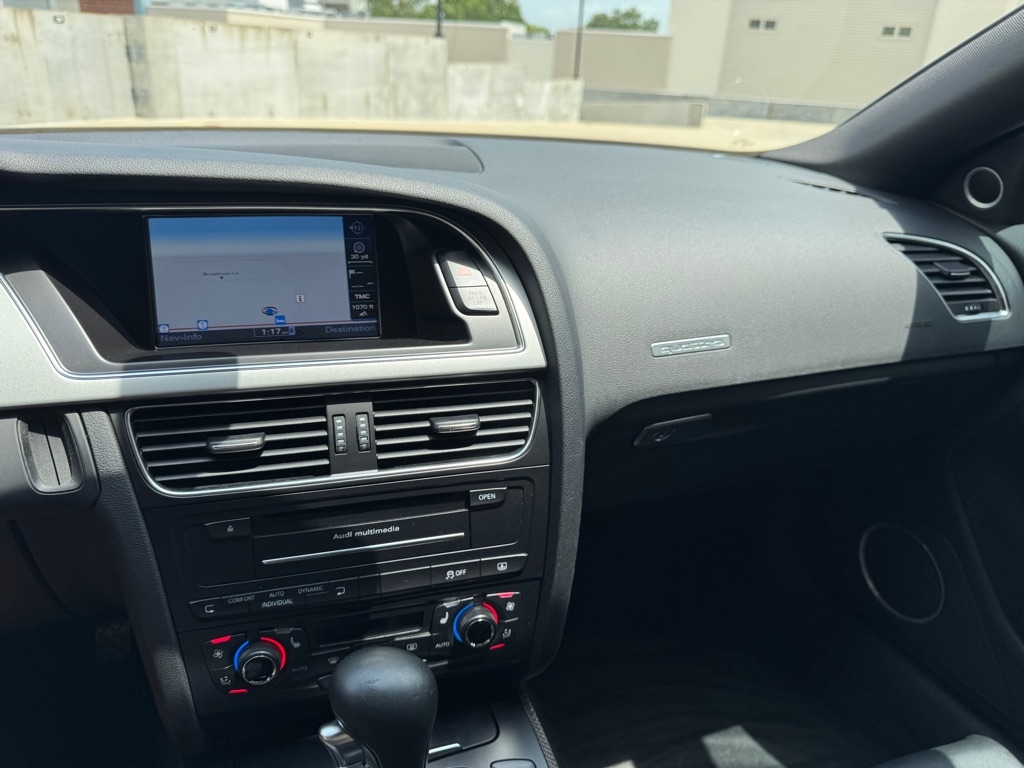 Audi S5 4.2 Coupe quattro Tiptronic 2012 Audi S5 4.2 Coupe quattro Tiptronic 2012