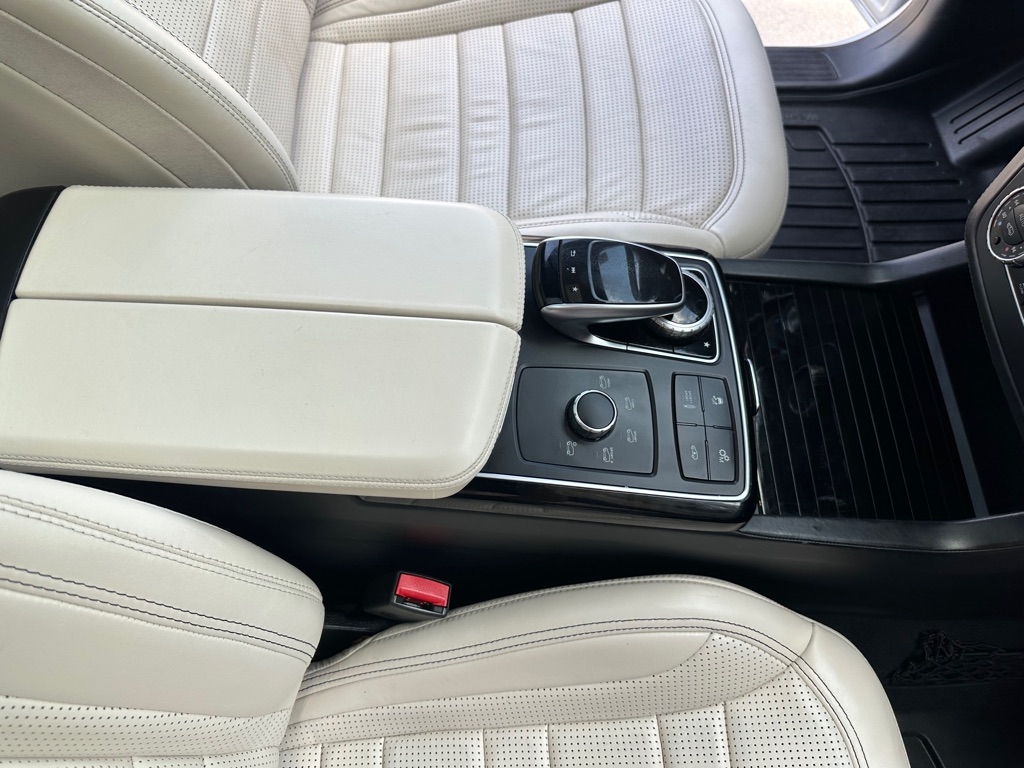 Mercedes-Benz GLE Class AMG GLEC63 S 4MATIC 2017 Mercedes-Benz GLE Class AMG GLEC63 S 4MATIC 2017