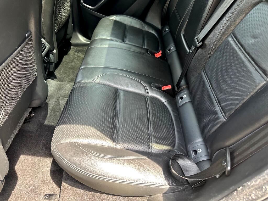 2018 Jaguar E-PACE SE photo 18