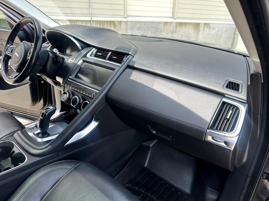 2018 Jaguar E-PACE SE photo 25
