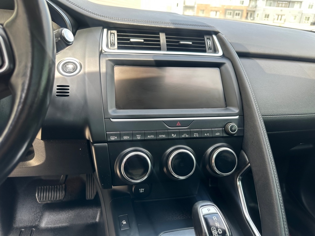 Jaguar E-Pace SE 2018 Jaguar E-Pace SE 2018