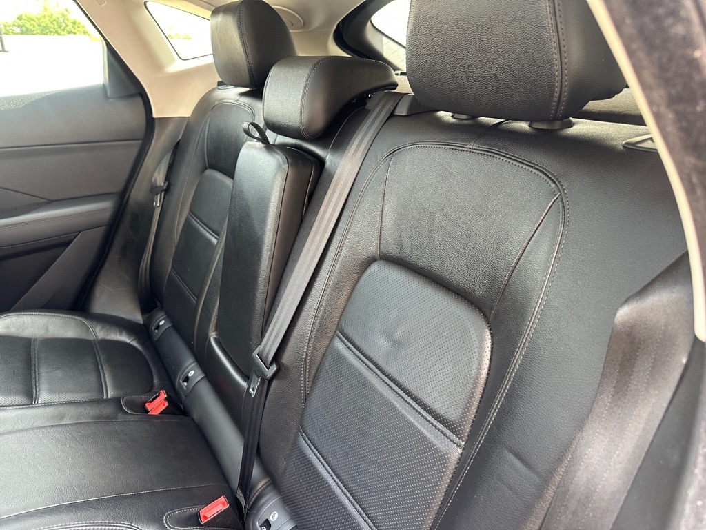 Jaguar E-Pace SE 2018 Jaguar E-Pace SE 2018