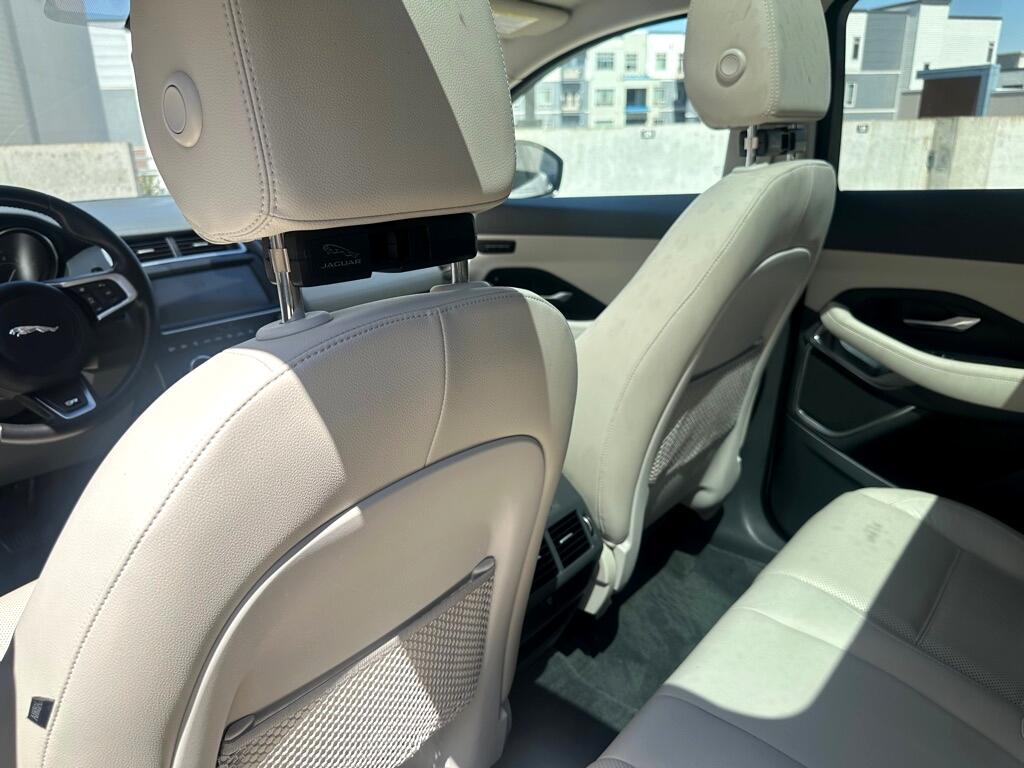 2020 Jaguar E-PACE SE photo 16