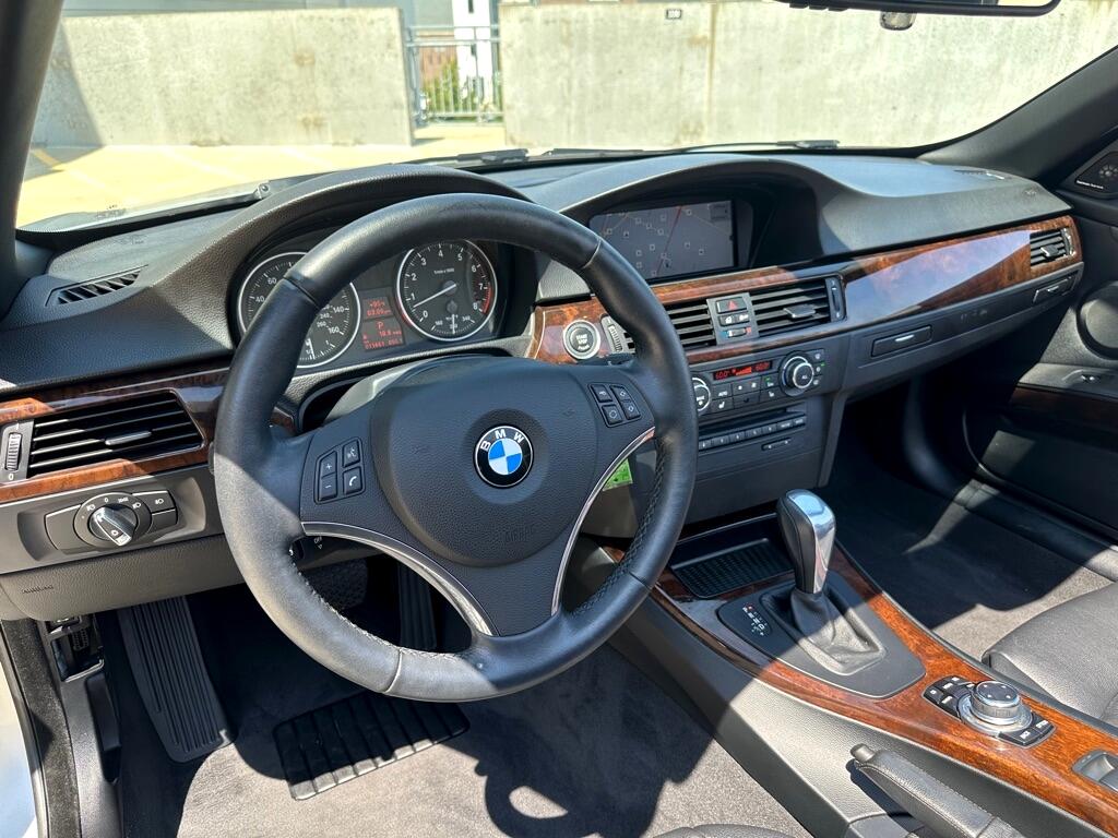 2011 Bmw 335i 3-Series photo 11
