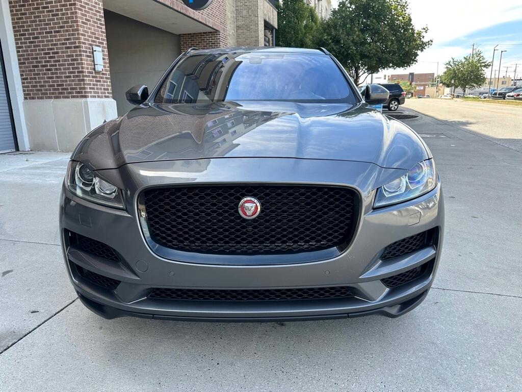 2018 Jaguar F-PACE Premium photo 2
