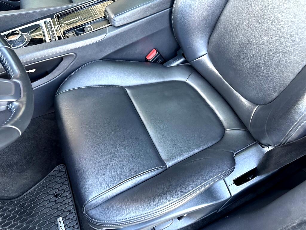 2018 Jaguar F-PACE Premium photo 13