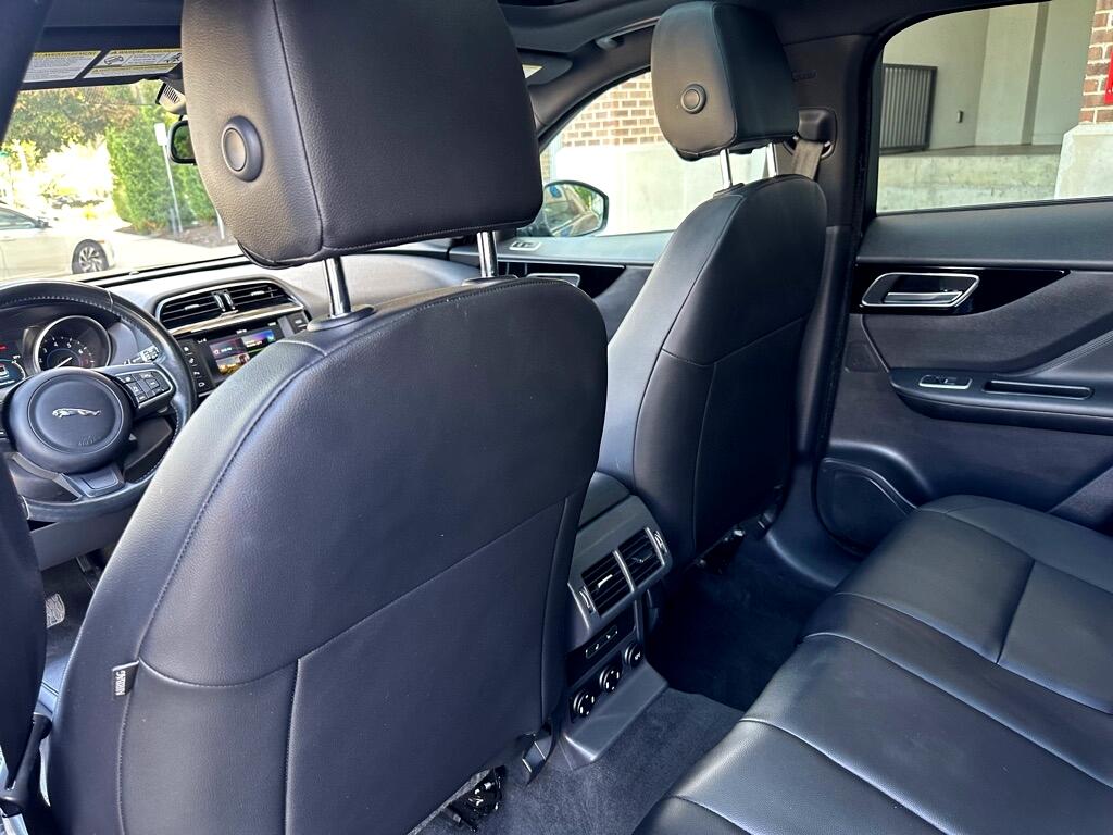 2018 Jaguar F-PACE Premium photo 16