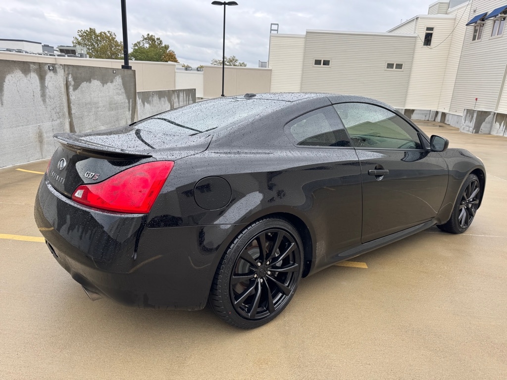 Infiniti G37 Base 2008