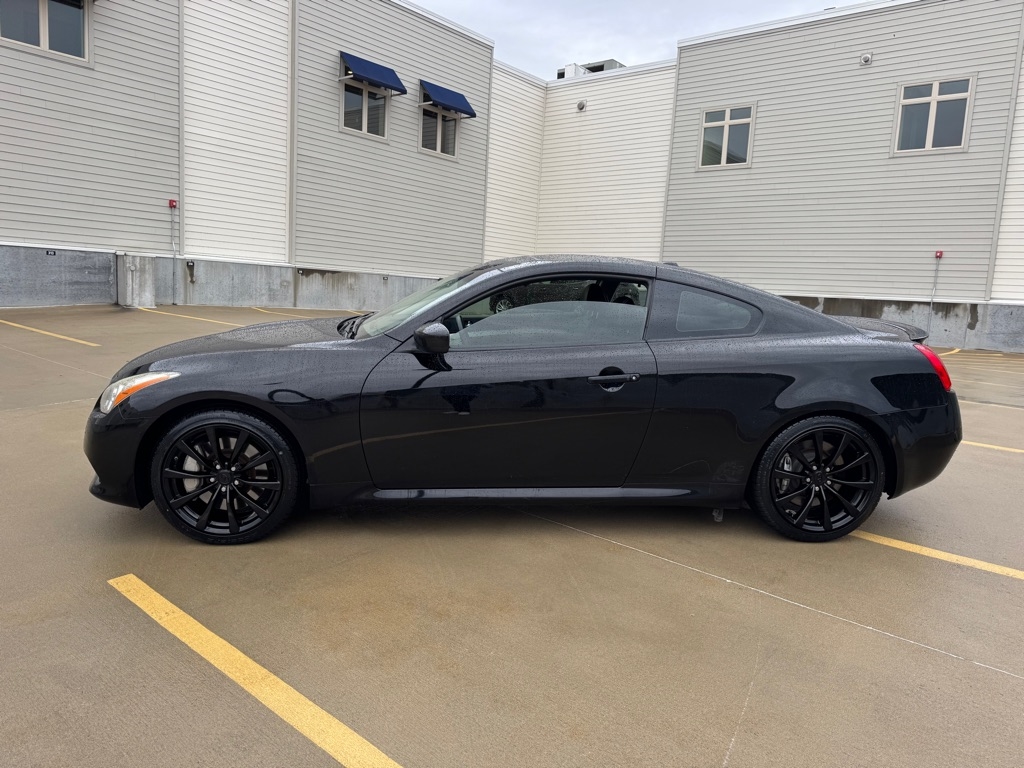 Infiniti G37 Base 2008