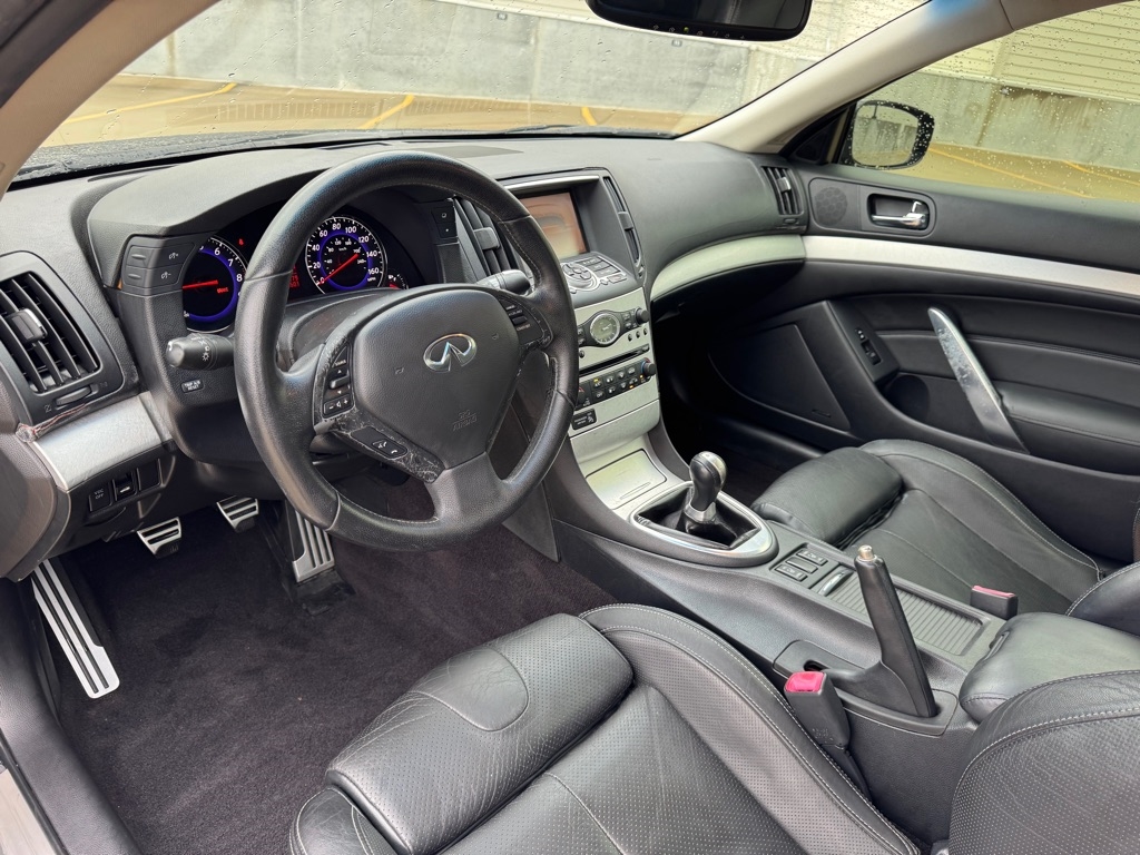 Infiniti G37 Base 2008