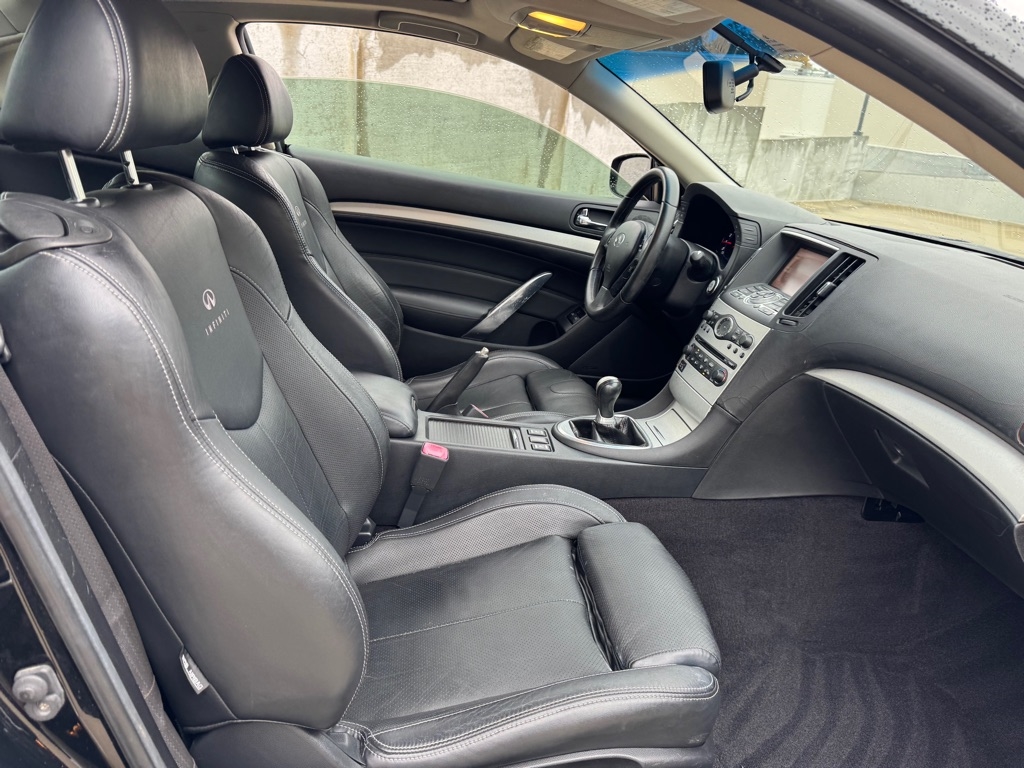 Infiniti G37 Base 2008