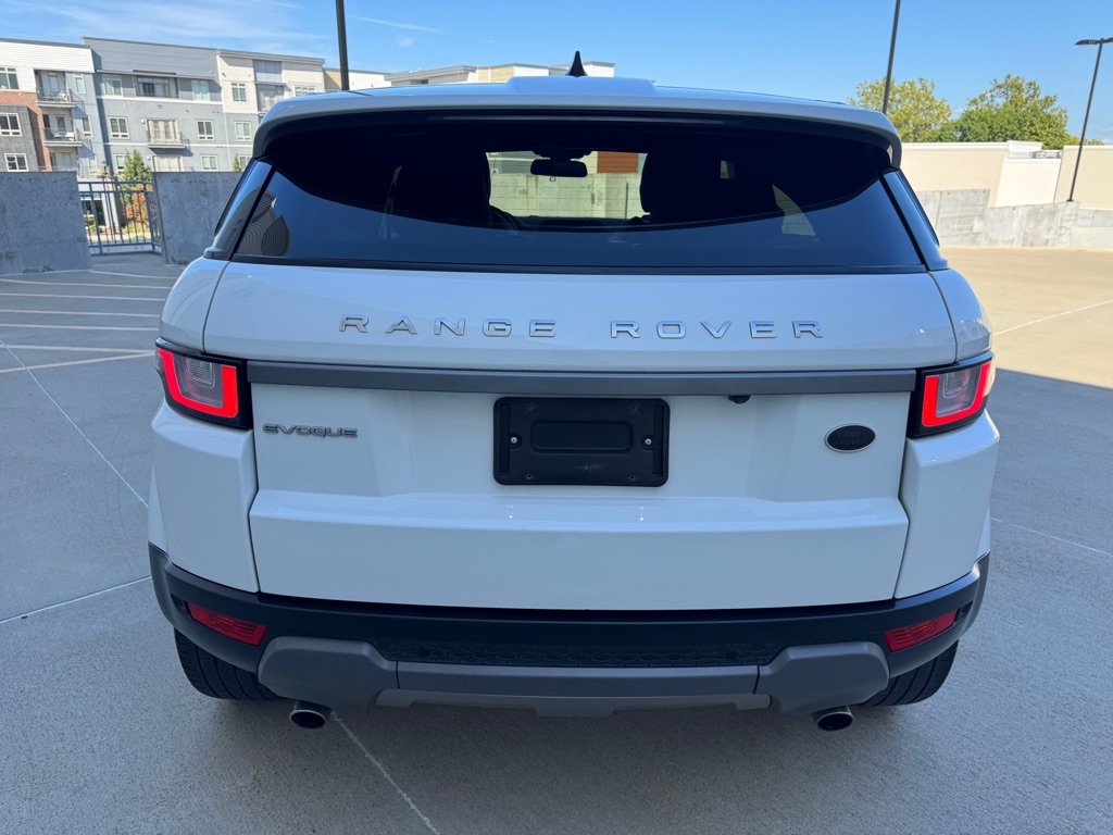 2018 Land Rover Range Rover Evoque SE photo 4