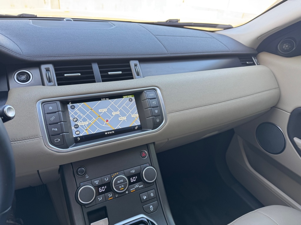 2018 Land Rover Range Rover Evoque SE photo 15