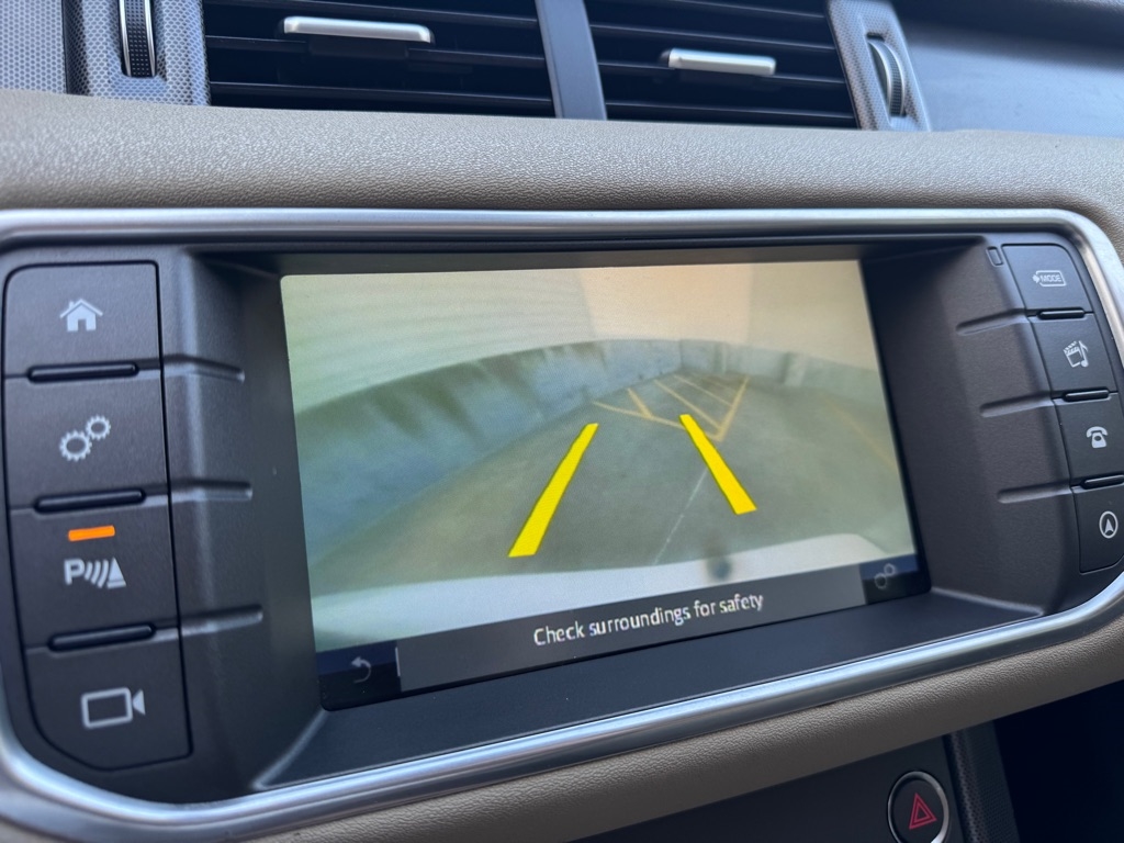 2018 Land Rover Range Rover Evoque SE photo 17