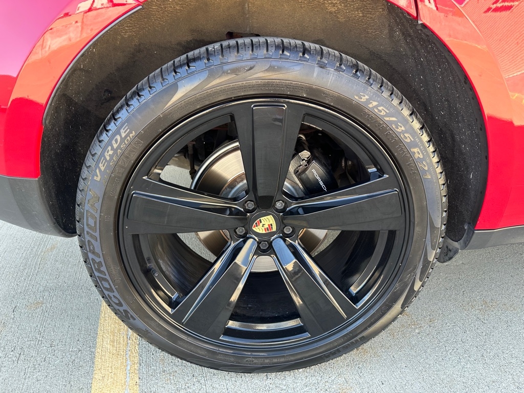 2017 Porsche Macan GTS photo 10