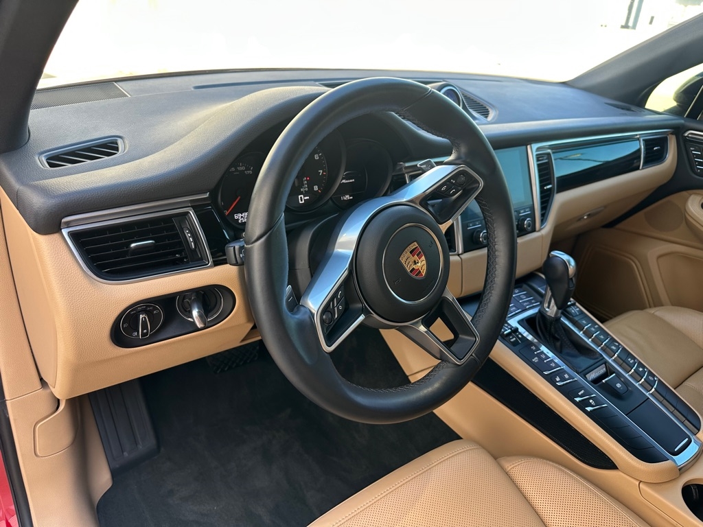 2017 Porsche Macan GTS photo 18