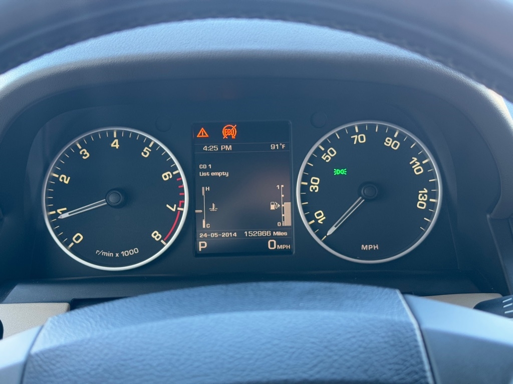 2015 Land Rover LR4 HSE photo 13