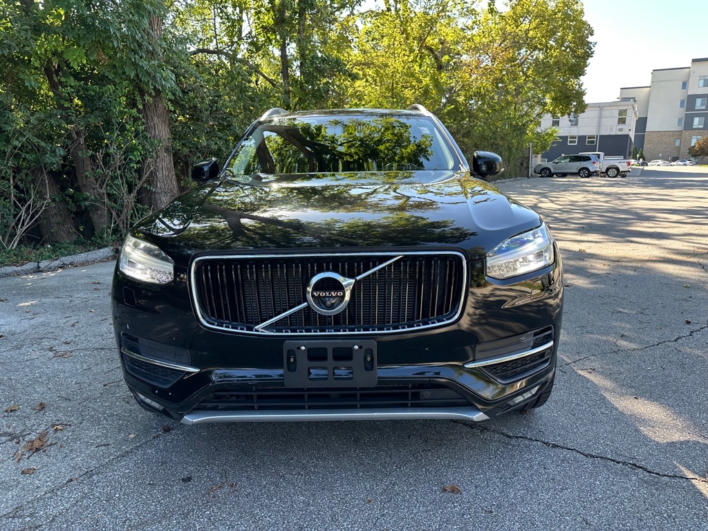 2017 Volvo XC90 T6 Momentum photo 2
