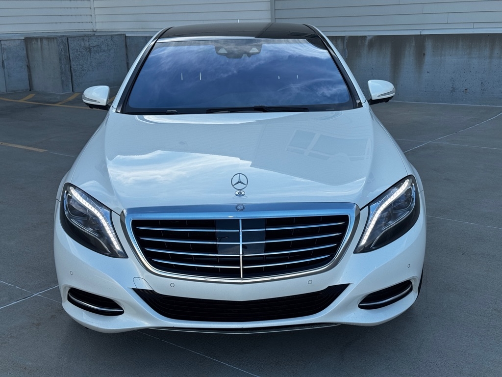 2015 Mercedes Benz S 550 4MATIC photo 2